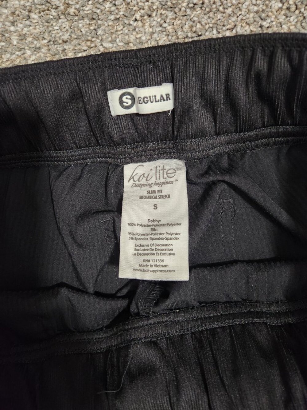 Lot of 4 Black Scrubs Size Small, Koi and Medcouture - Picture 6 of 10